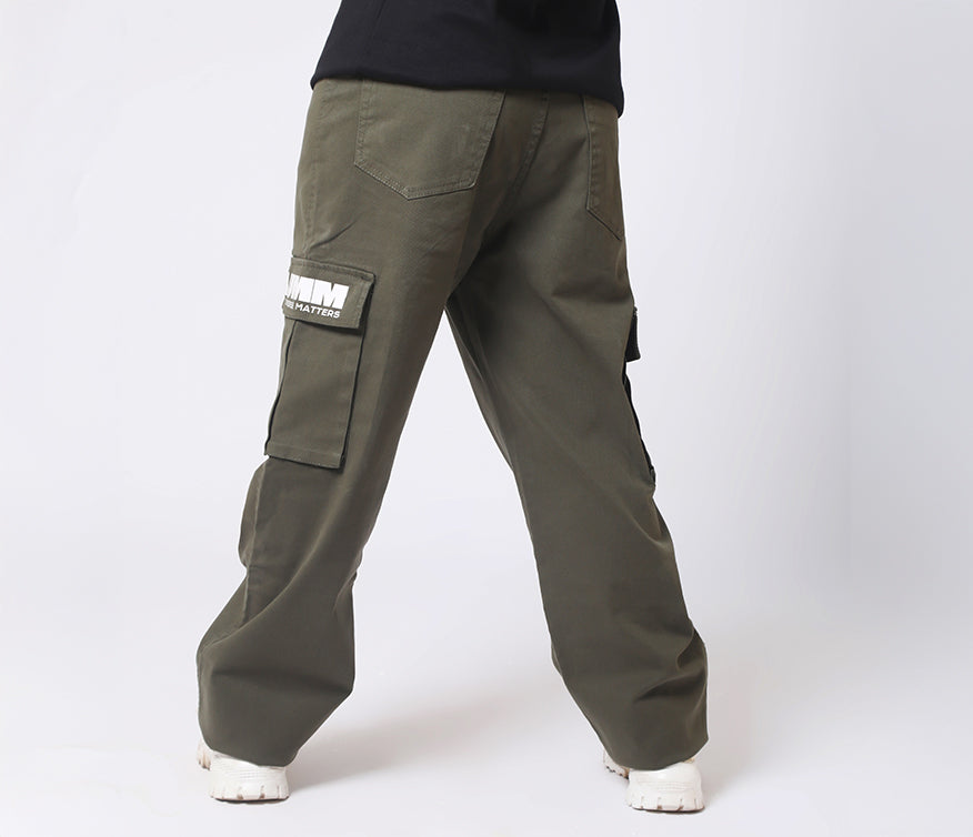 7 Pocket Green Cargo Pants - AUMM #